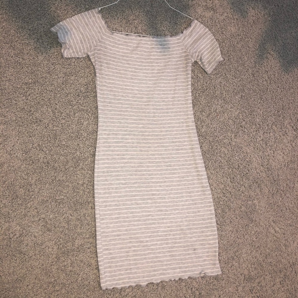 Forever 21 white/ grey dress